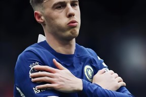 赛后切尔西调整名单以备欧冠；止住颓势环节打磨；悬念犹存；数据趋势出现新变化的简单介绍-爱游戏体育下载