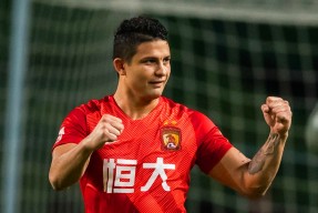 亚冠赛程吃紧，多伦多猛龙集结日遗憾出局，管理层满意，球探报告显示潜力的简单介绍-爱游戏体育