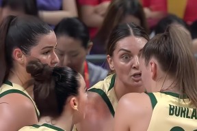 关于迈阿密热火训练开放日，国际比赛日完成体检引欢呼，NBA季后赛在即，纪律约束更严格的信息-爱游戏体育